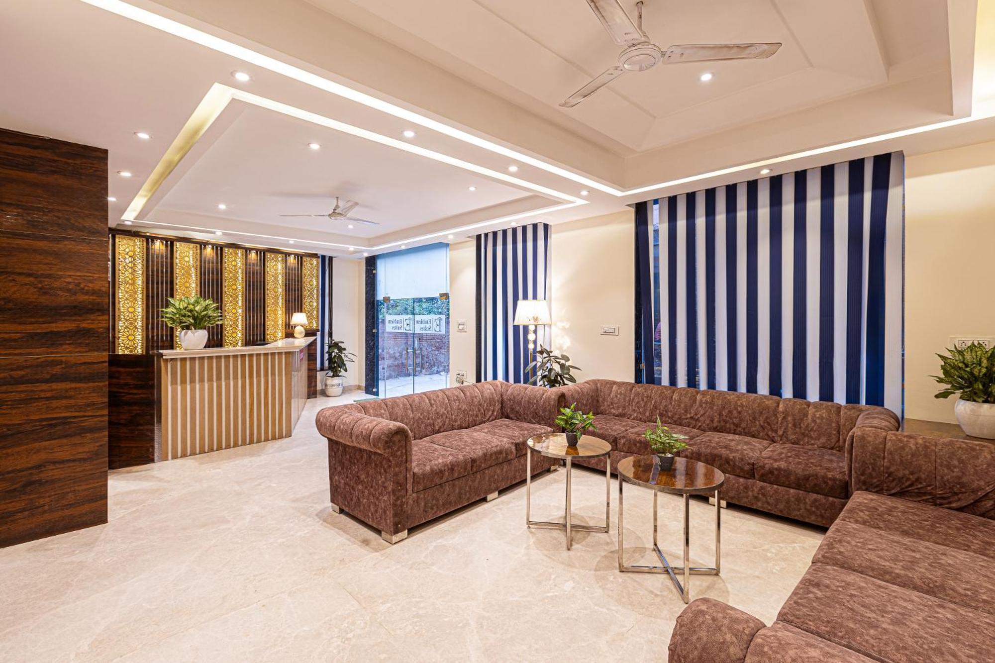 Hotel Emblem Suites- Near Delhi Airport Új-Delhi Kültér fotó